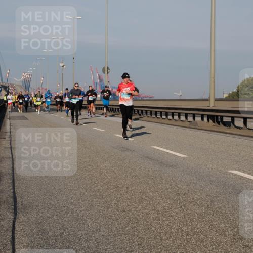 03.10.2025 - Köhlbrandbrückenlauf Fabian Wolf http://msf.ph/oto/9035557 03.10.2025 09:50:10 Position 3  meine-sportfotos.de