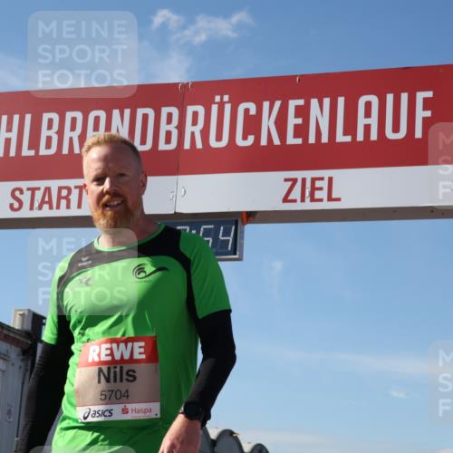 03.10.2025 - Köhlbrandbrückenlauf Luisa Fischer http://msf.ph/oto/9035574 03.10.2025 13:19:53 Ziel 4376, 4539, 5047, 5059, 5148, 5647, 5648, 5656, 5657, 5658, 5704, 5841, 6068, 6414, 6509, 6567, 6568, 6660, 6663, 6730 meine-sportfotos.de