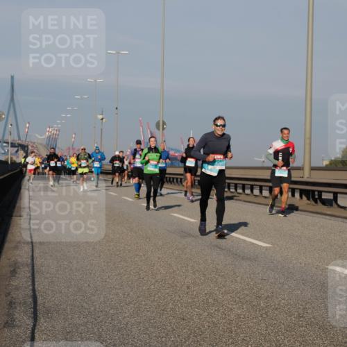 03.10.2025 - Köhlbrandbrückenlauf Fabian Wolf http://msf.ph/oto/9035628 03.10.2025 09:50:14 Position 3  meine-sportfotos.de