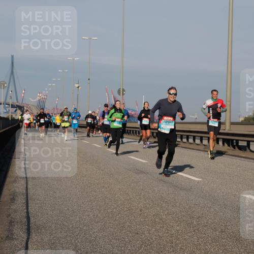 03.10.2025 - Köhlbrandbrückenlauf Fabian Wolf http://msf.ph/oto/9035631 03.10.2025 09:50:15 Position 3 3160 meine-sportfotos.de