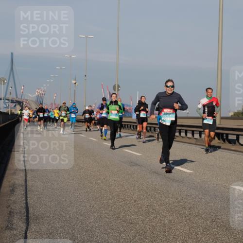 03.10.2025 - Köhlbrandbrückenlauf Fabian Wolf http://msf.ph/oto/9035634 03.10.2025 09:50:15 Position 3 1218, 160 meine-sportfotos.de