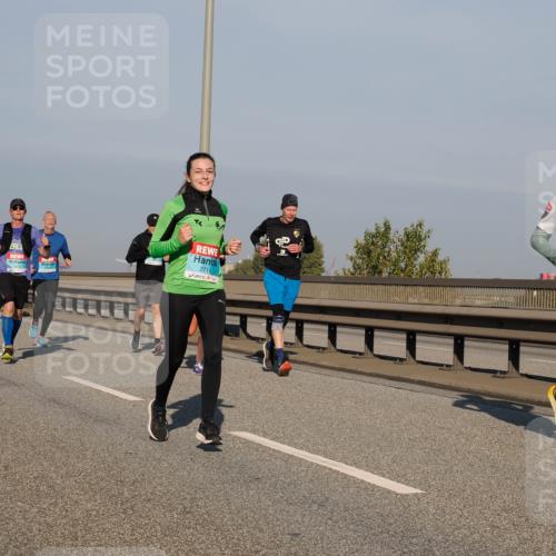 03.10.2025 - Köhlbrandbrückenlauf Fabian Wolf http://msf.ph/oto/9035687 03.10.2025 09:50:19 Position 3 1415, 2714, 3053 meine-sportfotos.de