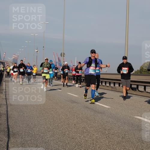 03.10.2025 - Köhlbrandbrückenlauf Fabian Wolf http://msf.ph/oto/9035700 03.10.2025 09:50:20 Position 3 1415 meine-sportfotos.de