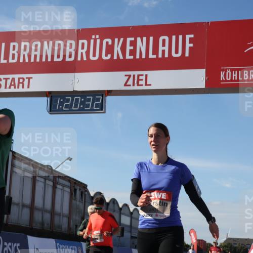 03.10.2025 - Köhlbrandbrückenlauf Luisa Fischer http://msf.ph/oto/9035705 03.10.2025 13:20:31 Ziel 4269, 4385, 4570, 4571, 4591, 4672, 4739, 4790, 4859, 5082, 5144, 5208, 5543, 5631, 5790, 6807 meine-sportfotos.de