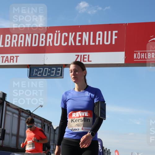 03.10.2025 - Köhlbrandbrückenlauf Luisa Fischer http://msf.ph/oto/9035709 03.10.2025 13:20:32 Ziel 4269, 4385, 4570, 4571, 4591, 4672, 4739, 4790, 4859, 5082, 5208, 5543, 5631, 5790, 6777, 6807 meine-sportfotos.de