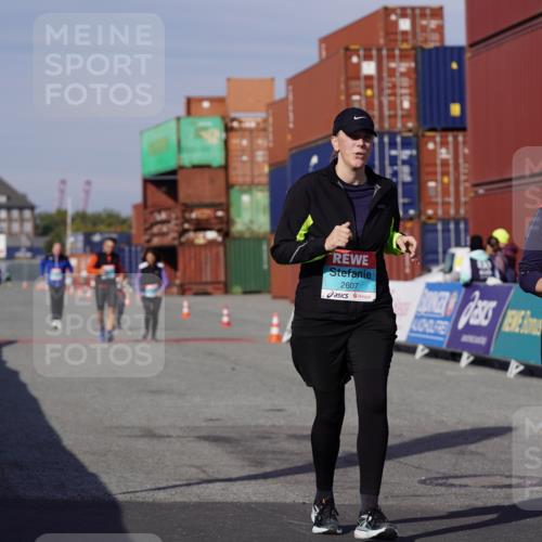 03.10.2025 - Köhlbrandbrückenlauf Michael Burmester http://msf.ph/oto/9035733 03.10.2025 10:52:03 Ziel 2607, 2643 meine-sportfotos.de