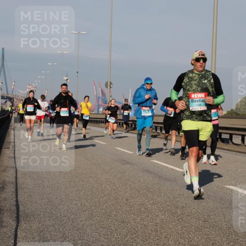 03.10.2025 - Köhlbrandbrückenlauf Fabian Wolf http://msf.ph/oto/9035768 03.10.2025 09:50:24 Position 3 1346 meine-sportfotos.de