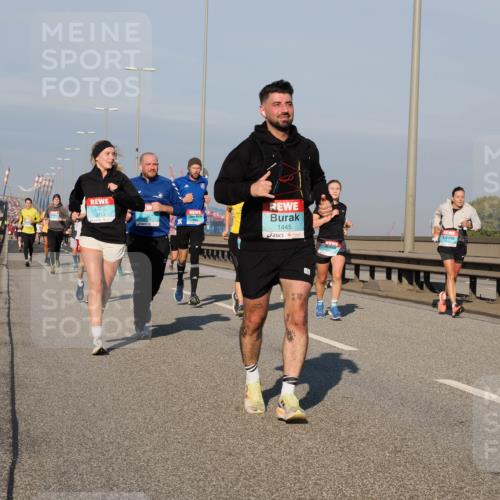 03.10.2025 - Köhlbrandbrückenlauf Fabian Wolf http://msf.ph/oto/9035826 03.10.2025 09:50:28 Position 3 3753, 1445 meine-sportfotos.de