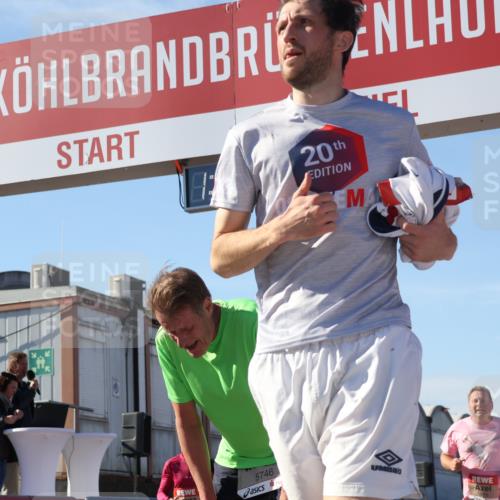 03.10.2025 - Köhlbrandbrückenlauf Luisa Fischer http://msf.ph/oto/9035893 03.10.2025 13:21:14 Ziel 4363, 4393, 4601, 4680, 4749, 4846, 5265, 5363, 5450, 5618, 5746, 5873, 5878, 5882, 5883, 6262, 6282, 6602, 6756 meine-sportfotos.de