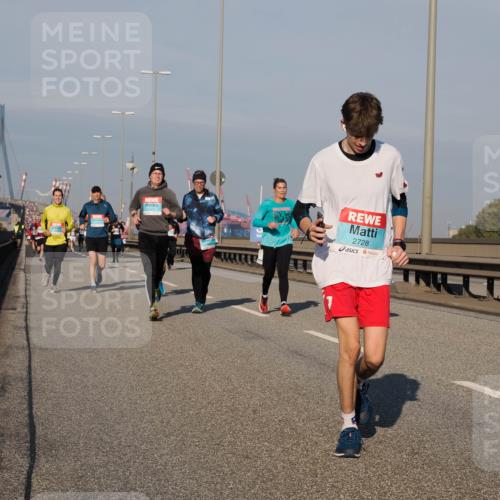 03.10.2025 - Köhlbrandbrückenlauf Fabian Wolf http://msf.ph/oto/9035905 03.10.2025 09:50:33 Position 3 2728 meine-sportfotos.de