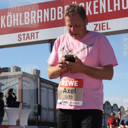 03.10.2025 - Köhlbrandbrückenlauf Luisa Fischer http://msf.ph/oto/9035932 03.10.2025 13:21:20 Ziel 4363, 4379, 4393, 4601, 4838, 4846, 5265, 5450, 5506, 5618, 5725, 5746, 5873, 5878, 5882, 5883, 6040, 6221, 6262, 6602, 6675, 6676, 6679, 6802 meine-sportfotos.de