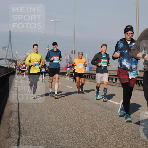 03.10.2025 - Köhlbrandbrückenlauf Fabian Wolf http://msf.ph/oto/9035950 03.10.2025 09:50:37 Position 3 1352, 2323 meine-sportfotos.de