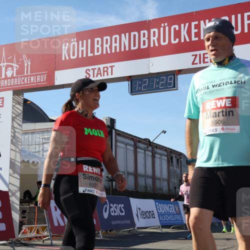 03.10.2025 - Köhlbrandbrückenlauf Luisa Fischer http://msf.ph/oto/9035975 03.10.2025 13:21:28 Ziel 4367, 4379, 4838, 4917, 5149, 5458, 5483, 5506, 5725, 5871, 6040, 6132, 6186, 6221, 6675, 6676, 6679, 6802 meine-sportfotos.de