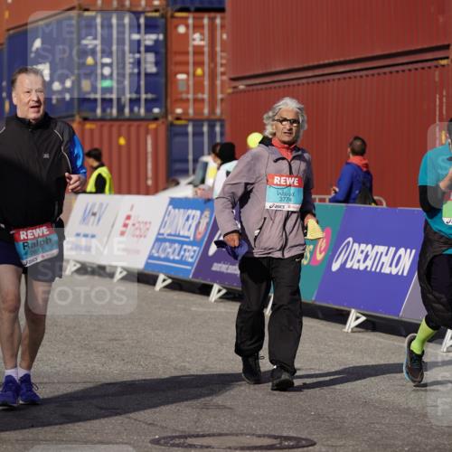 03.10.2025 - Köhlbrandbrückenlauf Michael Burmester http://msf.ph/oto/9036002 03.10.2025 10:53:26 Ziel 2611, 3774 meine-sportfotos.de