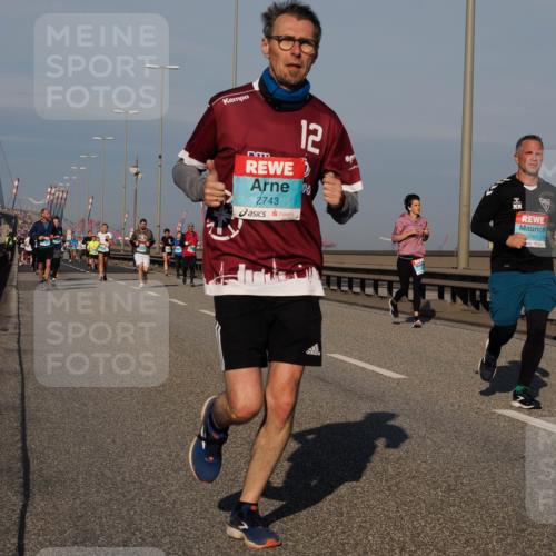 03.10.2025 - Köhlbrandbrückenlauf Fabian Wolf http://msf.ph/oto/9036123 03.10.2025 09:50:49 Position 3 33, 12, 2743, 2761 meine-sportfotos.de