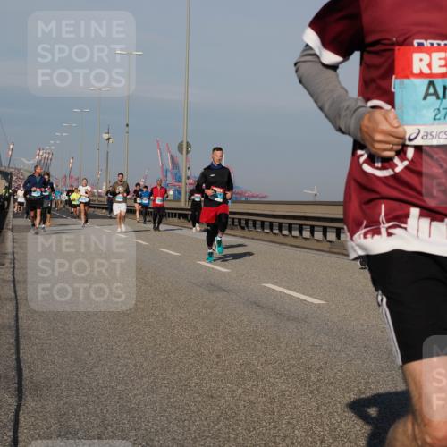 03.10.2025 - Köhlbrandbrückenlauf Fabian Wolf http://msf.ph/oto/9036136 03.10.2025 09:50:49 Position 3 2743 meine-sportfotos.de