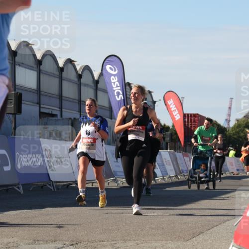 03.10.2025 - Köhlbrandbrückenlauf Luisa Fischer http://msf.ph/oto/9036209 03.10.2025 13:22:10 Ziel 4291, 4706, 4934, 5180, 5235, 5776, 6173, 6237, 6332, 6416, 6531, 6729 meine-sportfotos.de
