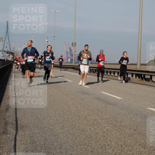 03.10.2025 - Köhlbrandbrückenlauf Fabian Wolf http://msf.ph/oto/9036228 03.10.2025 09:50:55 Position 3  meine-sportfotos.de