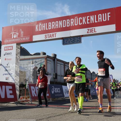 03.10.2025 - Köhlbrandbrückenlauf Luisa Fischer http://msf.ph/oto/9036307 03.10.2025 13:22:34 Ziel 4481, 4482, 4508, 5122, 5125, 5167, 5213, 5214, 5272, 5675, 5839, 5928, 5933, 5982, 6188, 6300, 6413, 6733 meine-sportfotos.de
