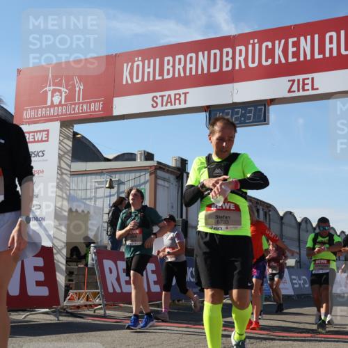 03.10.2025 - Köhlbrandbrückenlauf Luisa Fischer http://msf.ph/oto/9036323 03.10.2025 13:22:36 Ziel 4481, 4482, 4508, 5122, 5125, 5167, 5213, 5214, 5675, 5839, 5928, 5933, 5982, 6261, 6300, 6413, 6733 meine-sportfotos.de