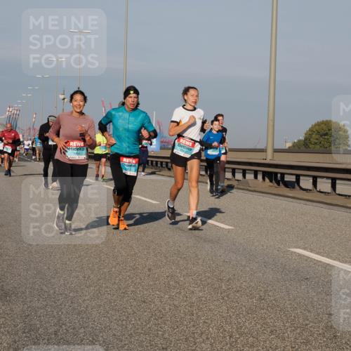 03.10.2025 - Köhlbrandbrückenlauf Fabian Wolf http://msf.ph/oto/9036325 03.10.2025 09:51:01 Position 3 1189, 2913, 3341 meine-sportfotos.de
