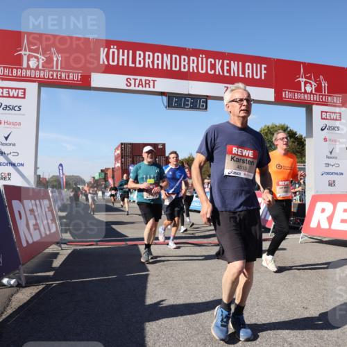03.10.2025 - Köhlbrandbrückenlauf Lena Gebhardt http://msf.ph/oto/9036341 03.10.2025 13:13:16 Ziel 4191, 4193, 4223, 4373, 4463, 4513, 4583, 4853, 5025, 5034, 5204, 5678, 5852, 6393, 6705, 6725, 6742, 6755, 6788, 6789, 6818 meine-sportfotos.de
