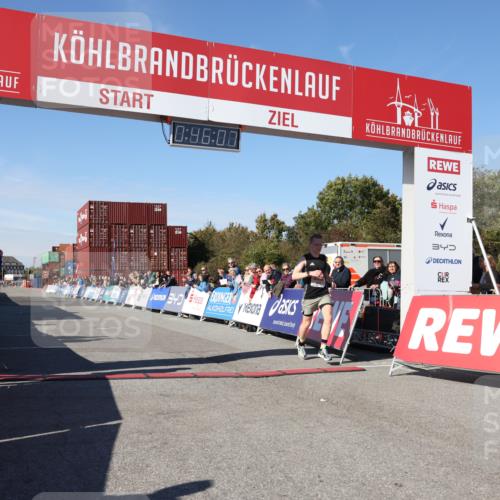 03.10.2025 - Köhlbrandbrückenlauf Lena Gebhardt http://msf.ph/oto/9036358 03.10.2025 12:46:07 Ziel 4004 meine-sportfotos.de