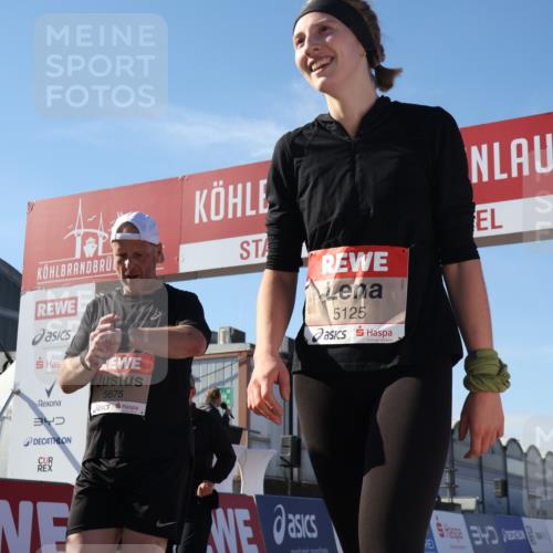 03.10.2025 - Köhlbrandbrückenlauf Luisa Fischer http://msf.ph/oto/9036359 03.10.2025 13:22:42 Ziel 4481, 4482, 4508, 5122, 5125, 5167, 5213, 5214, 5675, 5839, 5928, 5933, 5982, 6107, 6261, 6300, 6413, 6733 meine-sportfotos.de
