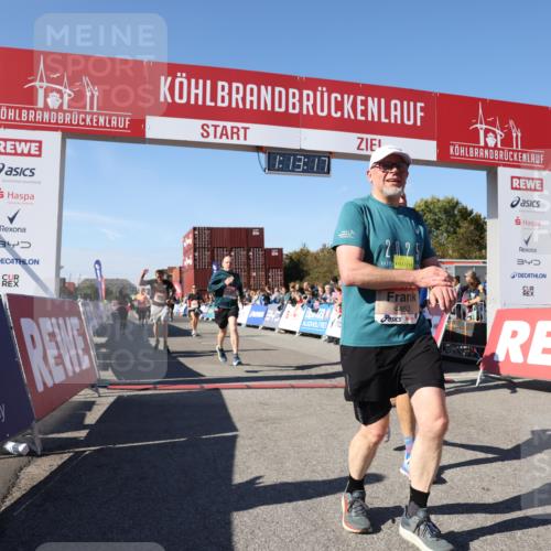 03.10.2025 - Köhlbrandbrückenlauf Lena Gebhardt http://msf.ph/oto/9036361 03.10.2025 13:13:17 Ziel 4191, 4193, 4223, 4373, 4463, 4513, 4583, 4853, 5025, 5034, 5204, 5261, 5678, 5852, 6393, 6725, 6742, 6755, 6788, 6789, 6818 meine-sportfotos.de
