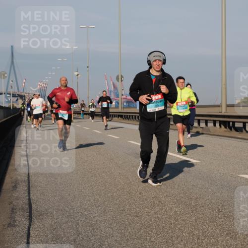 03.10.2025 - Köhlbrandbrückenlauf Fabian Wolf http://msf.ph/oto/9036415 03.10.2025 09:51:06 Position 3 1559 meine-sportfotos.de