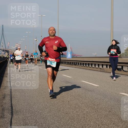 03.10.2025 - Köhlbrandbrückenlauf Fabian Wolf http://msf.ph/oto/9036464 03.10.2025 09:51:08 Position 3 1299 meine-sportfotos.de