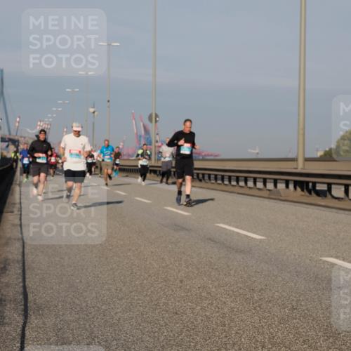 03.10.2025 - Köhlbrandbrückenlauf Fabian Wolf http://msf.ph/oto/9036502 03.10.2025 09:51:11 Position 3  meine-sportfotos.de