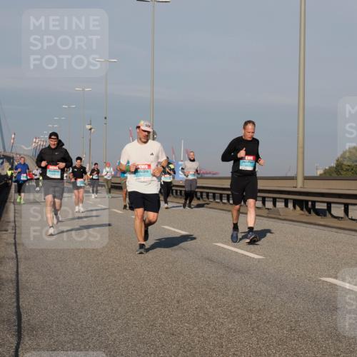 03.10.2025 - Köhlbrandbrückenlauf Fabian Wolf http://msf.ph/oto/9036555 03.10.2025 09:51:13 Position 3 3481 meine-sportfotos.de