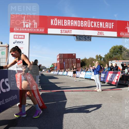 03.10.2025 - Köhlbrandbrückenlauf Lena Gebhardt http://msf.ph/oto/9036579 03.10.2025 12:46:53 Ziel 4027, 6483, 6516, 6740 meine-sportfotos.de