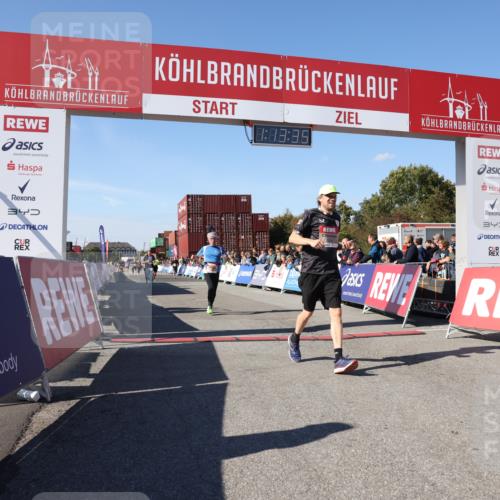 03.10.2025 - Köhlbrandbrückenlauf Lena Gebhardt http://msf.ph/oto/9036591 03.10.2025 13:13:35 Ziel 4065, 4324, 4383, 4448, 4461, 4580, 4595, 5147, 5908 meine-sportfotos.de