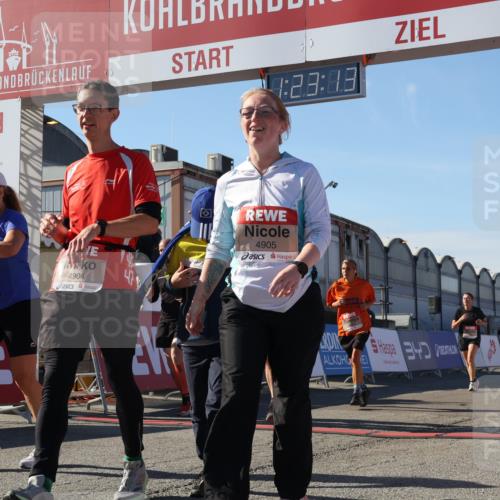 03.10.2025 - Köhlbrandbrückenlauf Luisa Fischer http://msf.ph/oto/9036592 03.10.2025 13:23:11 Ziel 4339, 4350, 4553, 4904, 4905, 4964, 4987, 5076, 5573, 5712, 5716, 6070, 6071, 6652 meine-sportfotos.de