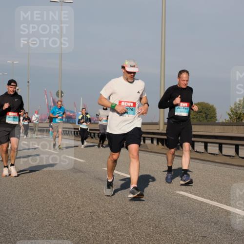 03.10.2025 - Köhlbrandbrückenlauf Fabian Wolf http://msf.ph/oto/9036599 03.10.2025 09:51:15 Position 3 1199, 2807 meine-sportfotos.de