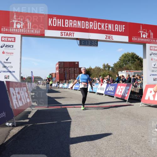 03.10.2025 - Köhlbrandbrückenlauf Lena Gebhardt http://msf.ph/oto/9036613 03.10.2025 13:13:37 Ziel 4065, 4324, 4448, 4461, 4580, 4595, 5147, 5908, 6116, 6363 meine-sportfotos.de