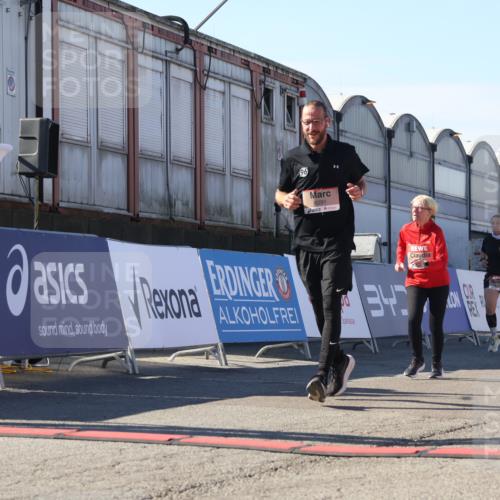 03.10.2025 - Köhlbrandbrückenlauf Luisa Fischer http://msf.ph/oto/9036657 03.10.2025 13:23:24 Ziel 4450, 4477, 4719, 4887, 4892, 4911, 5003, 5114, 6277, 6291, 6337, 6338, 6378, 6618, 6619, 6652, 6653 meine-sportfotos.de