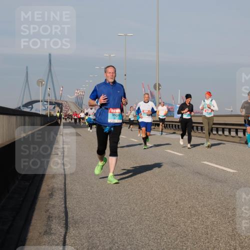 03.10.2025 - Köhlbrandbrückenlauf Fabian Wolf http://msf.ph/oto/9036760 03.10.2025 09:51:23 Position 3 3217 meine-sportfotos.de