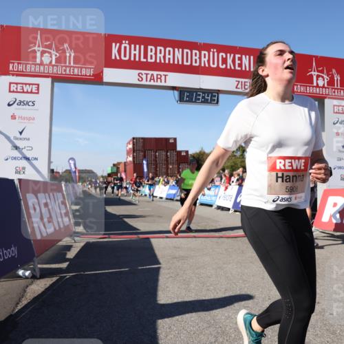03.10.2025 - Köhlbrandbrückenlauf Lena Gebhardt http://msf.ph/oto/9036792 03.10.2025 13:13:43 Ziel 4348, 4461, 4595, 5147, 5802, 5884, 5886, 5908, 6116, 6363, 6366 meine-sportfotos.de