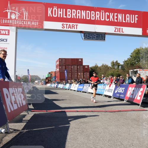 03.10.2025 - Köhlbrandbrückenlauf Lena Gebhardt http://msf.ph/oto/9036928 03.10.2025 12:49:17 Ziel 6514 meine-sportfotos.de