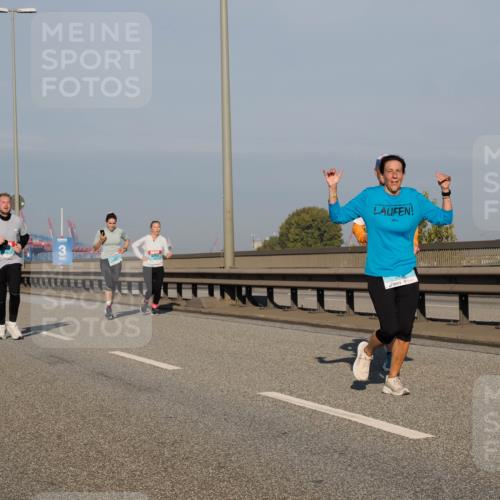 03.10.2025 - Köhlbrandbrückenlauf Fabian Wolf http://msf.ph/oto/9036937 03.10.2025 09:51:32 Position 3  meine-sportfotos.de