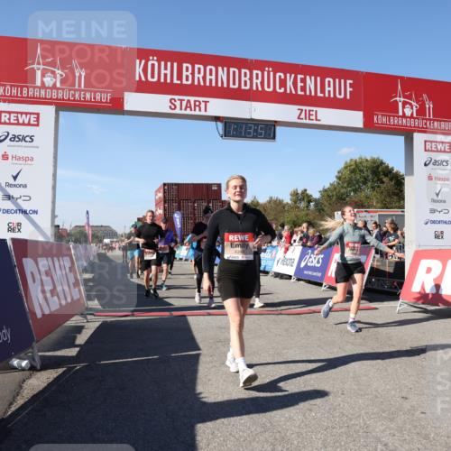 03.10.2025 - Köhlbrandbrückenlauf Lena Gebhardt http://msf.ph/oto/9036960 03.10.2025 13:13:51 Ziel 4188, 4306, 4348, 4522, 4612, 4642, 4868, 5078, 5640, 5700, 5802, 5884, 5886, 6116, 6125, 6227, 6228, 6363, 6366, 6487, 6488, 6604 meine-sportfotos.de