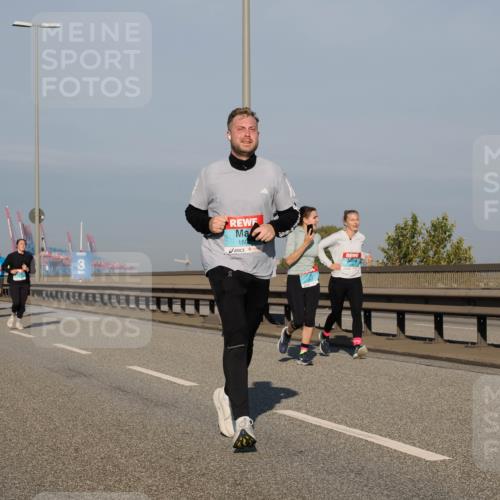 03.10.2025 - Köhlbrandbrückenlauf Fabian Wolf http://msf.ph/oto/9036993 03.10.2025 09:51:35 Position 3 3, 150 meine-sportfotos.de