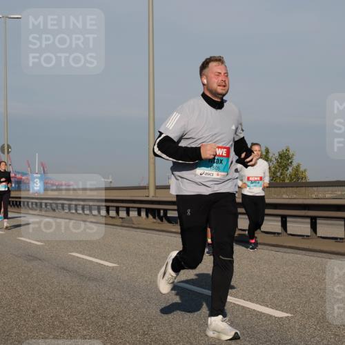03.10.2025 - Köhlbrandbrückenlauf Fabian Wolf http://msf.ph/oto/9037003 03.10.2025 09:51:36 Position 3 3, 1505 meine-sportfotos.de