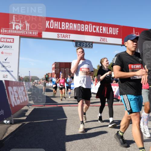03.10.2025 - Köhlbrandbrückenlauf Lena Gebhardt http://msf.ph/oto/9037030 03.10.2025 13:13:55 Ziel 4188, 4306, 4348, 4522, 4612, 4642, 4868, 5078, 5640, 5700, 5802, 5884, 5886, 6125, 6227, 6228, 6366, 6487, 6488, 6604, 6766 meine-sportfotos.de