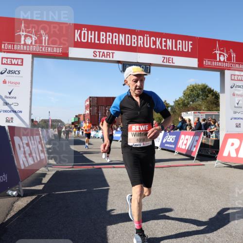 03.10.2025 - Köhlbrandbrückenlauf Lena Gebhardt http://msf.ph/oto/9037131 03.10.2025 13:14:07 Ziel 4313, 4728, 4785, 4809, 4868, 5727, 6318, 6766 meine-sportfotos.de