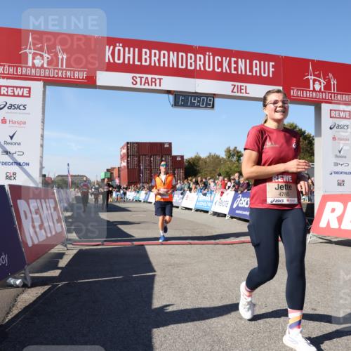 03.10.2025 - Köhlbrandbrückenlauf Lena Gebhardt http://msf.ph/oto/9037158 03.10.2025 13:14:10 Ziel 4313, 4437, 4641, 4728, 4785, 4809, 5727, 6318, 6418, 6735 meine-sportfotos.de
