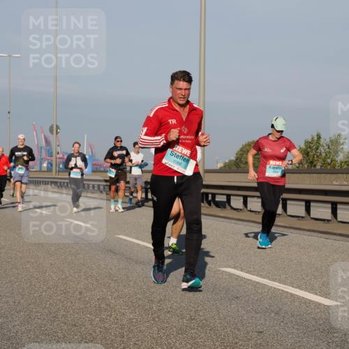 03.10.2025 - Köhlbrandbrückenlauf Fabian Wolf http://msf.ph/oto/9037201 03.10.2025 09:51:49 Position 3 1066, 1384 meine-sportfotos.de